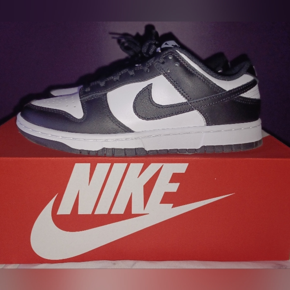 Nike Women's Dunk Low